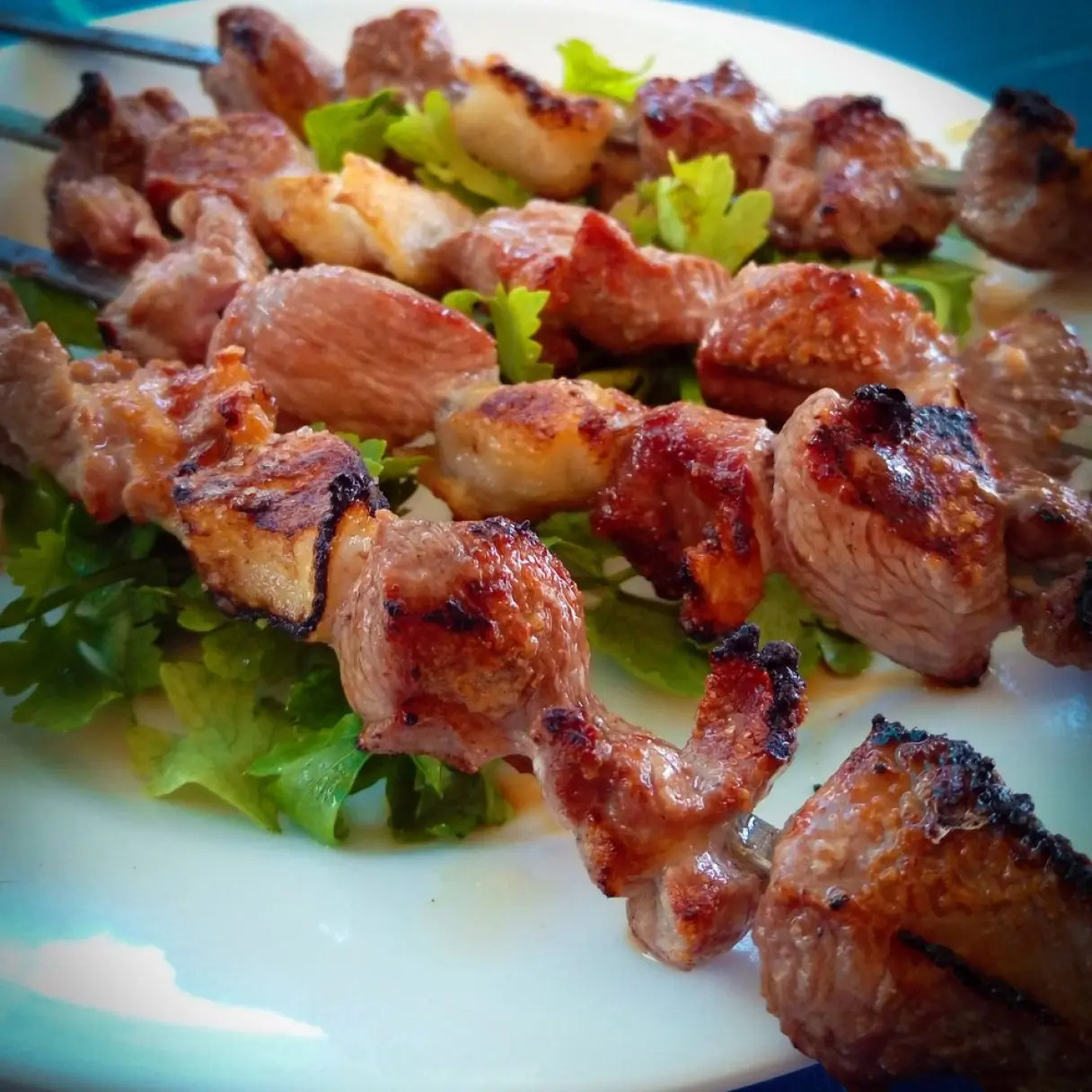 Brochettes de bondiola | Autoservicio Emiliano | Carnicería y Verdulería